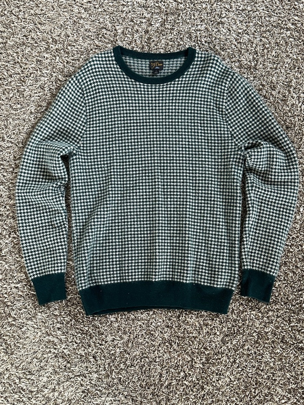 J. Crew green and white houndstooth cashmere sweater